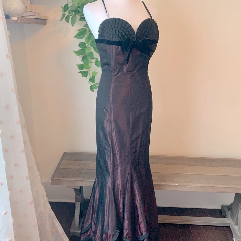 Redux Gown - Picture 3 of 11